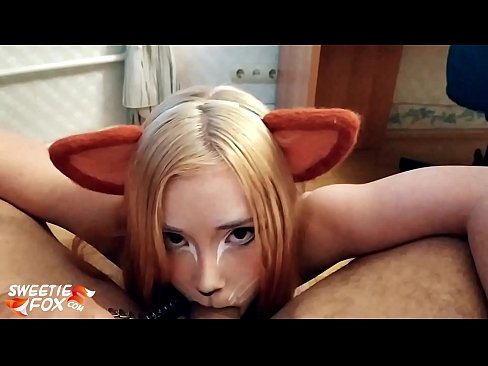 ❤️ Kitsune glutas dikon kaj kumas en ŝia buŝo ❤❌ Pornofilmo ĉe ni ﹏